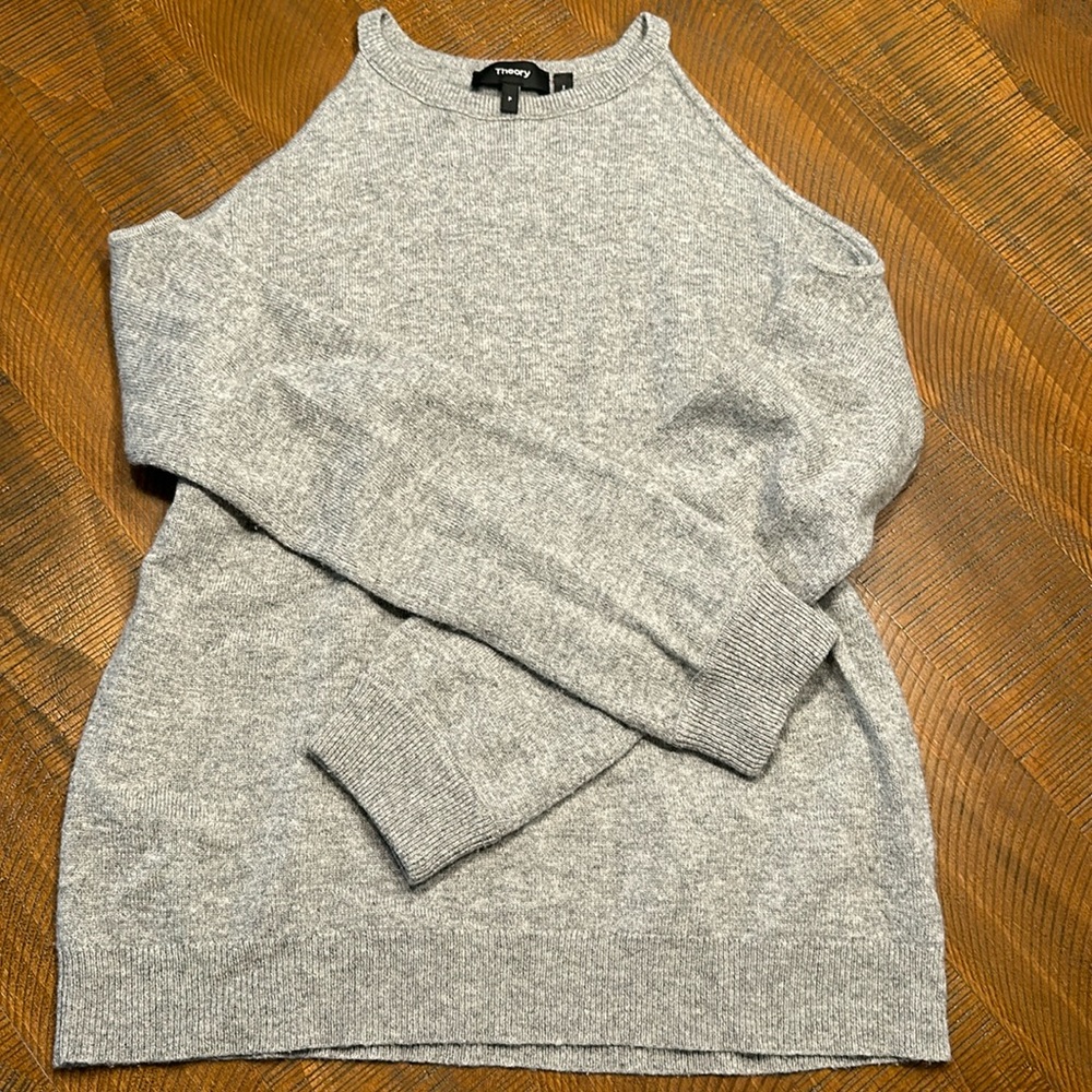 CASHMERE Theory Sweater